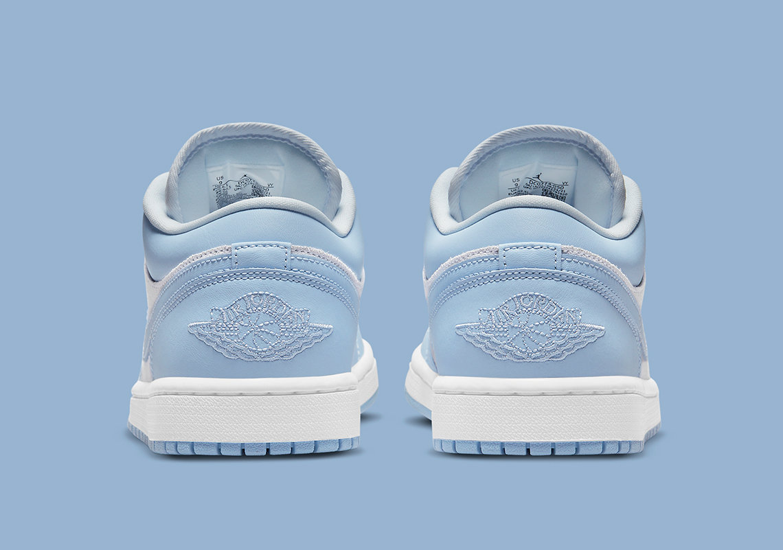 Air Jordan 1 Low Wmns University Blue 5