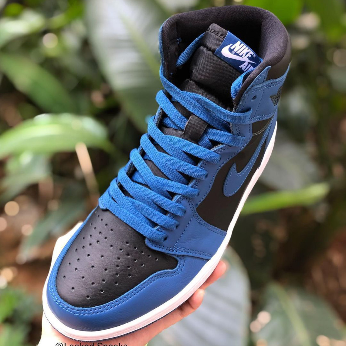 Air Jordan 1 Marina Blue 555088 404 1