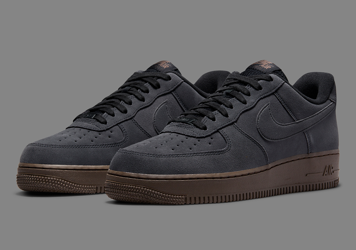 Nike Sweetens This "Off Noir" Air Force 1 With A Touch Of "Dark Chocolate"