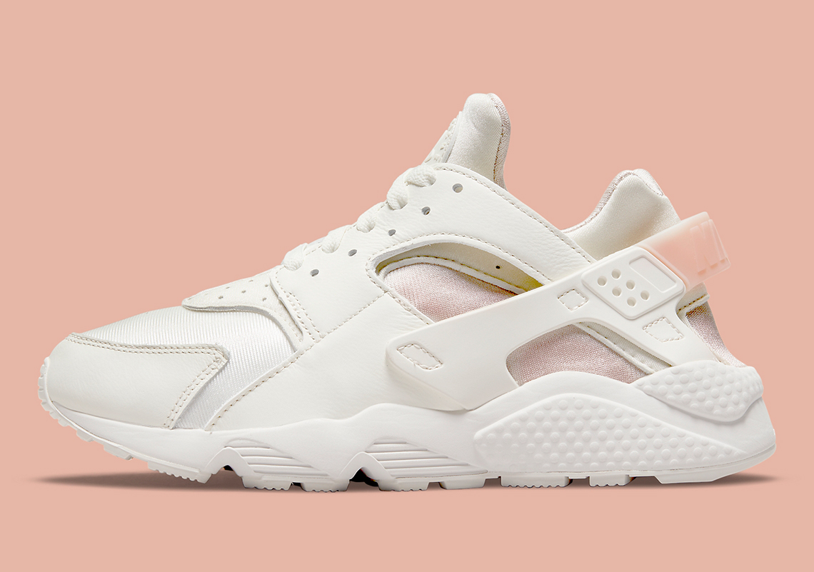 The Nike Air Huarache Goes For A Classic Pink And White Colorway