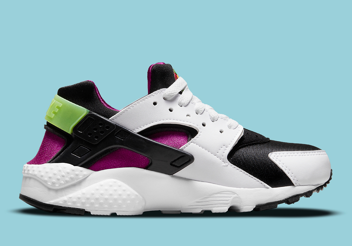 Nike Air Huarache Dm8156 100 Release Info 1