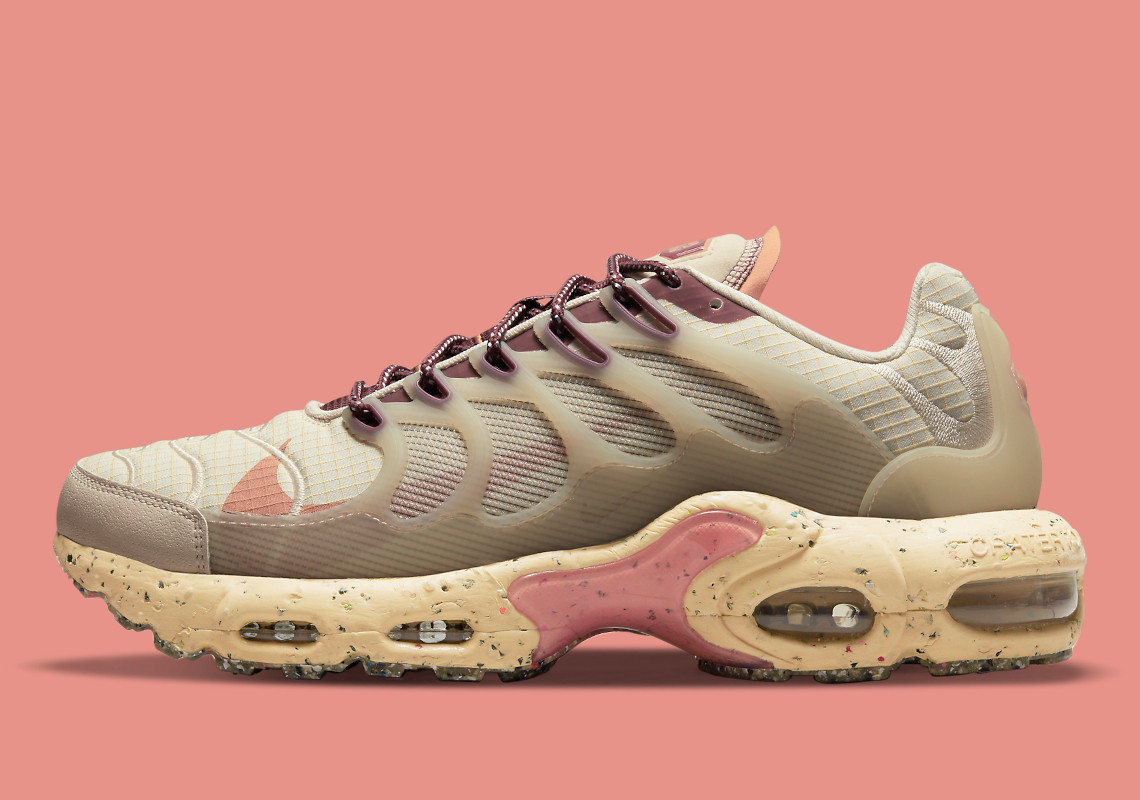 Hits Of Soft Pink Animate This Sandy Nike Air Max Terrascape Plus