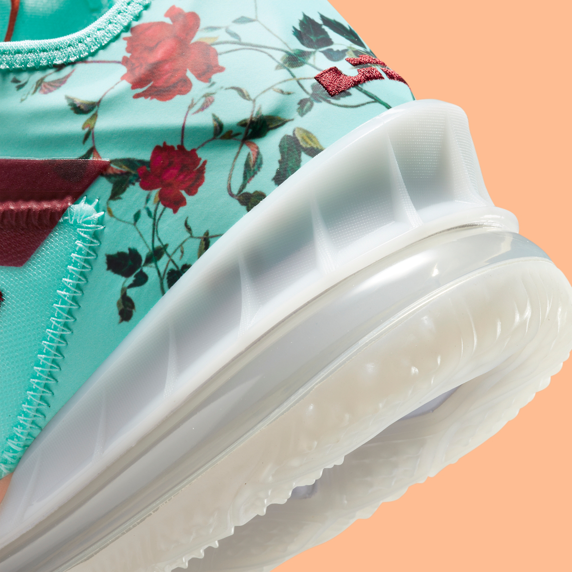 Nike Lebron 18 Low Floral Cv7562 400 3