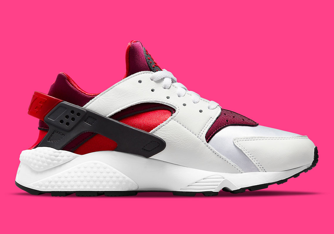 Nike Air Huarache Wmns Dd1068 105 3