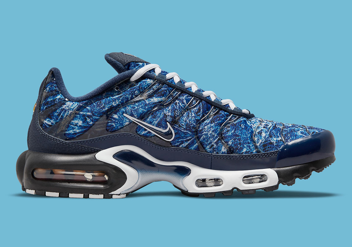 Nike Air Max Plus Blue Crinkled Metal Do6384 400 6