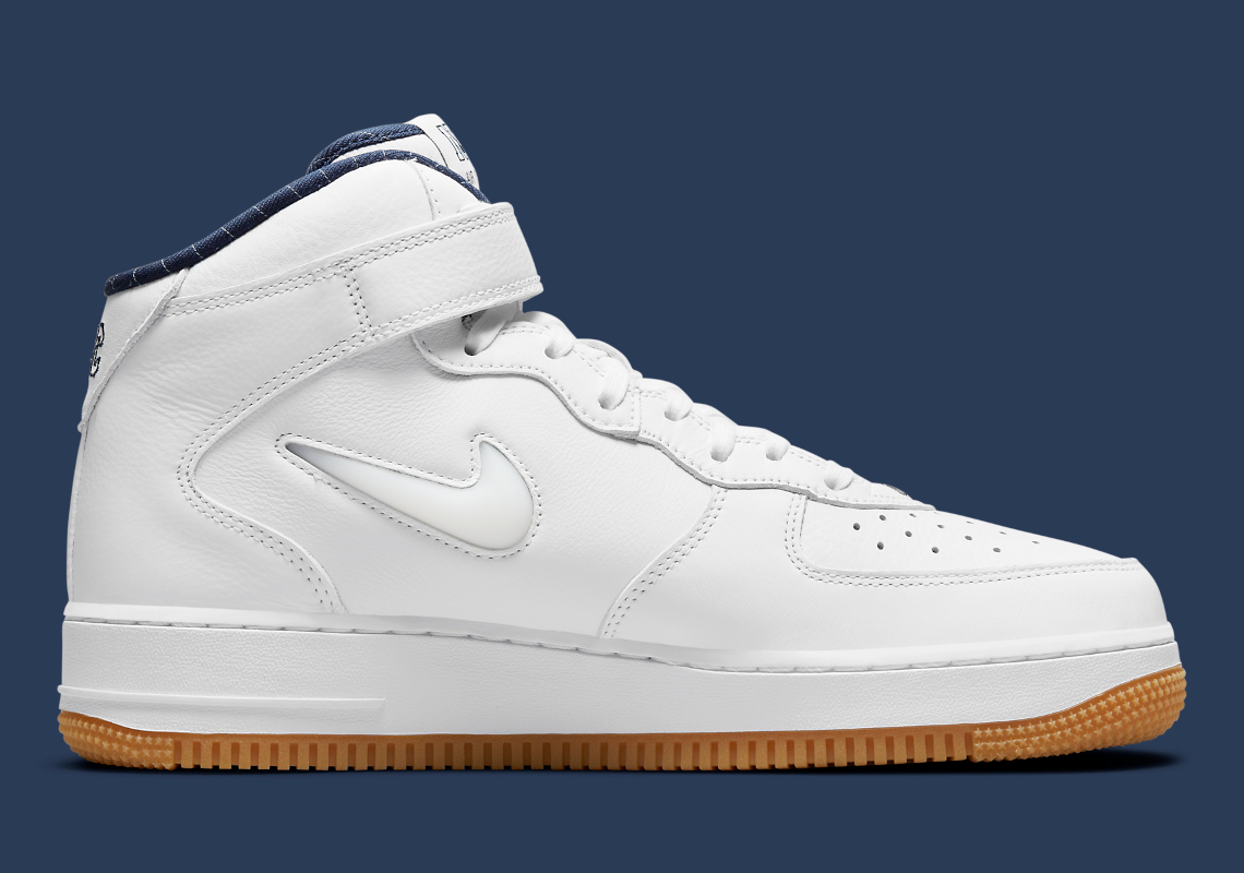 Nike Air Force 1 Mid Nyc Dh5622 100 2