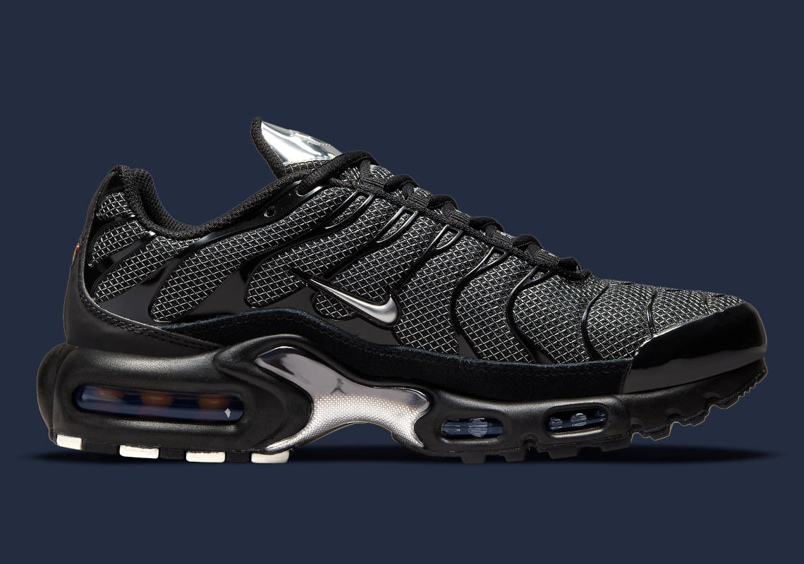 Nike Air Max Plus Dq0850 001 1