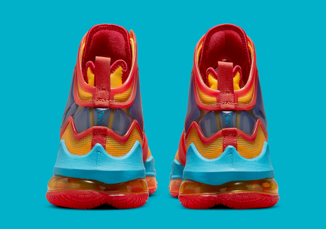 Nike Lebron 19 Tune Squad Dc9338 800 5