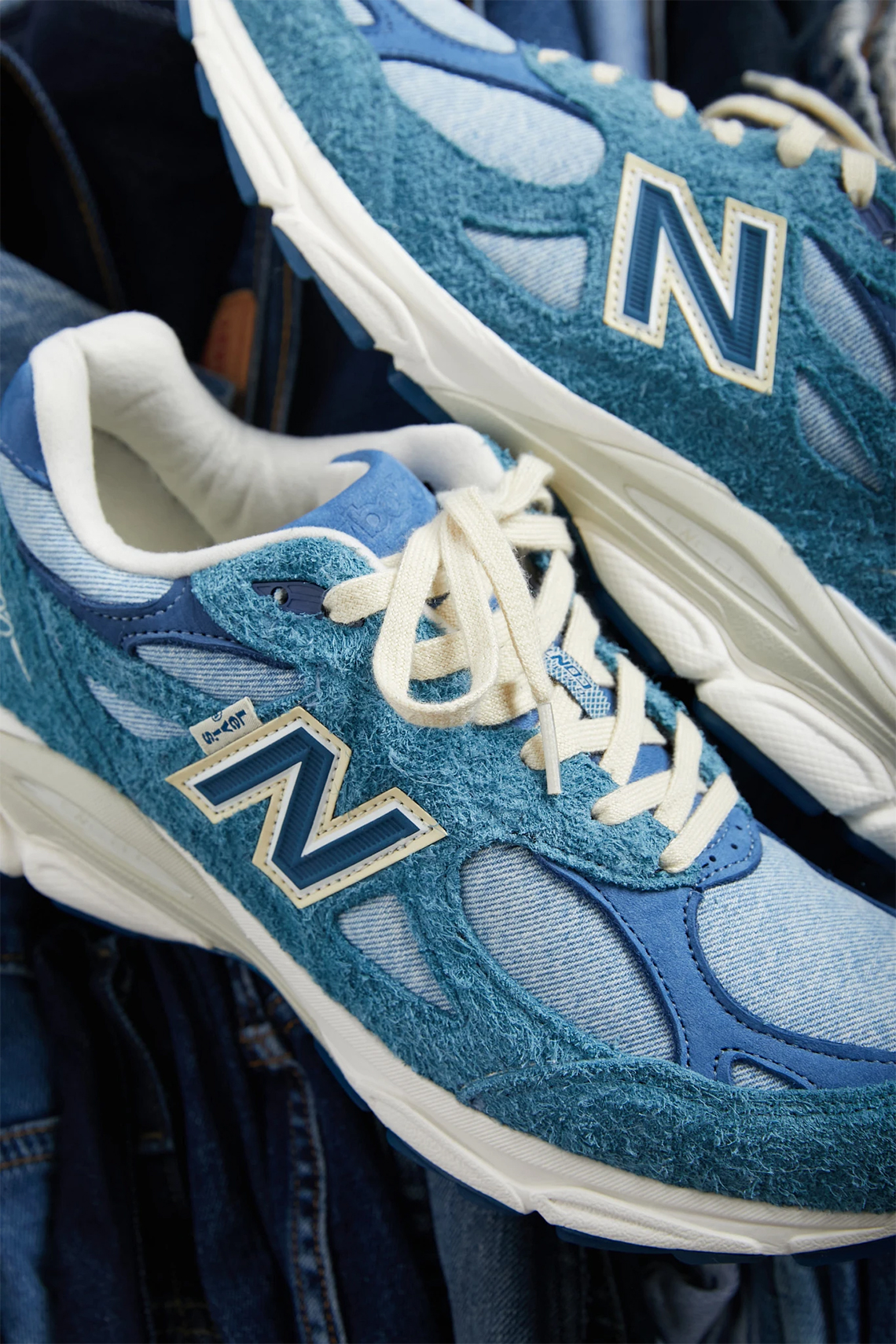 New Balance 990v3 Levis Blue 2