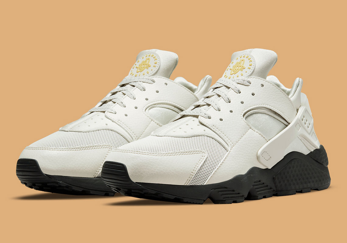 This Nike Air Huarache’s Sail Uppers Sit Atop A Black Sole