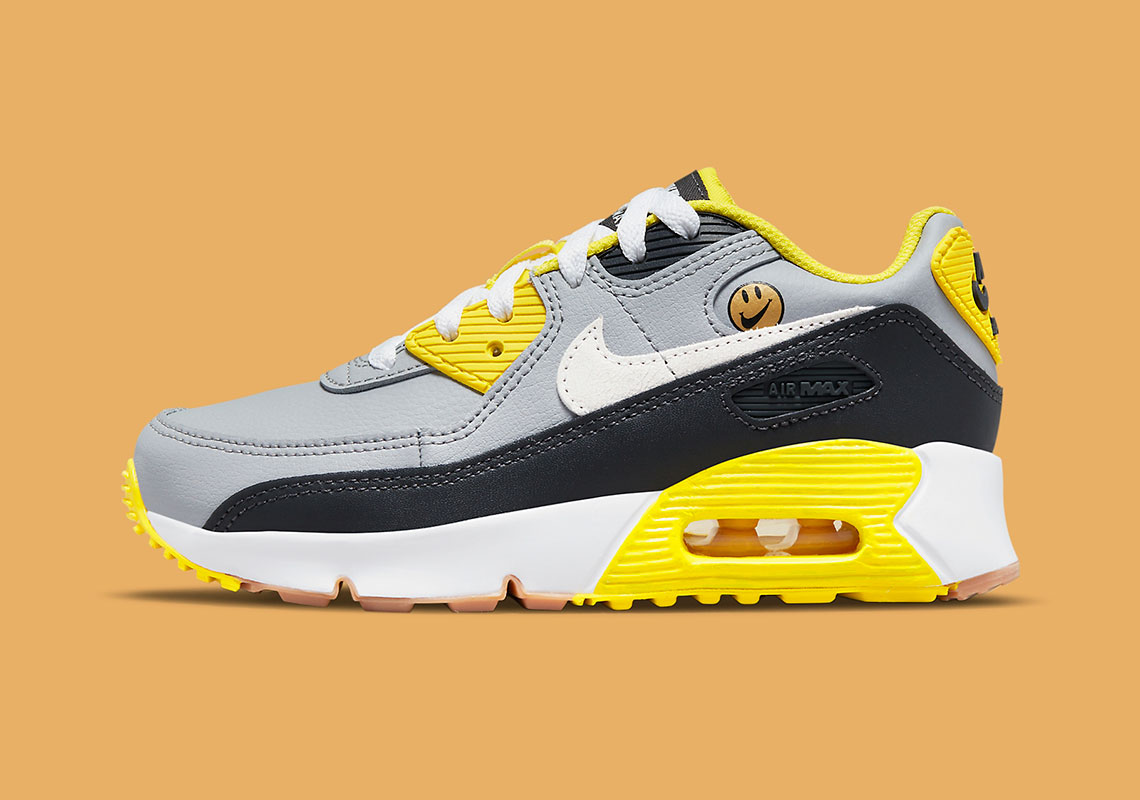 Nike Air Max 90 Ps Go The Extra Smile Dq0571 001 1