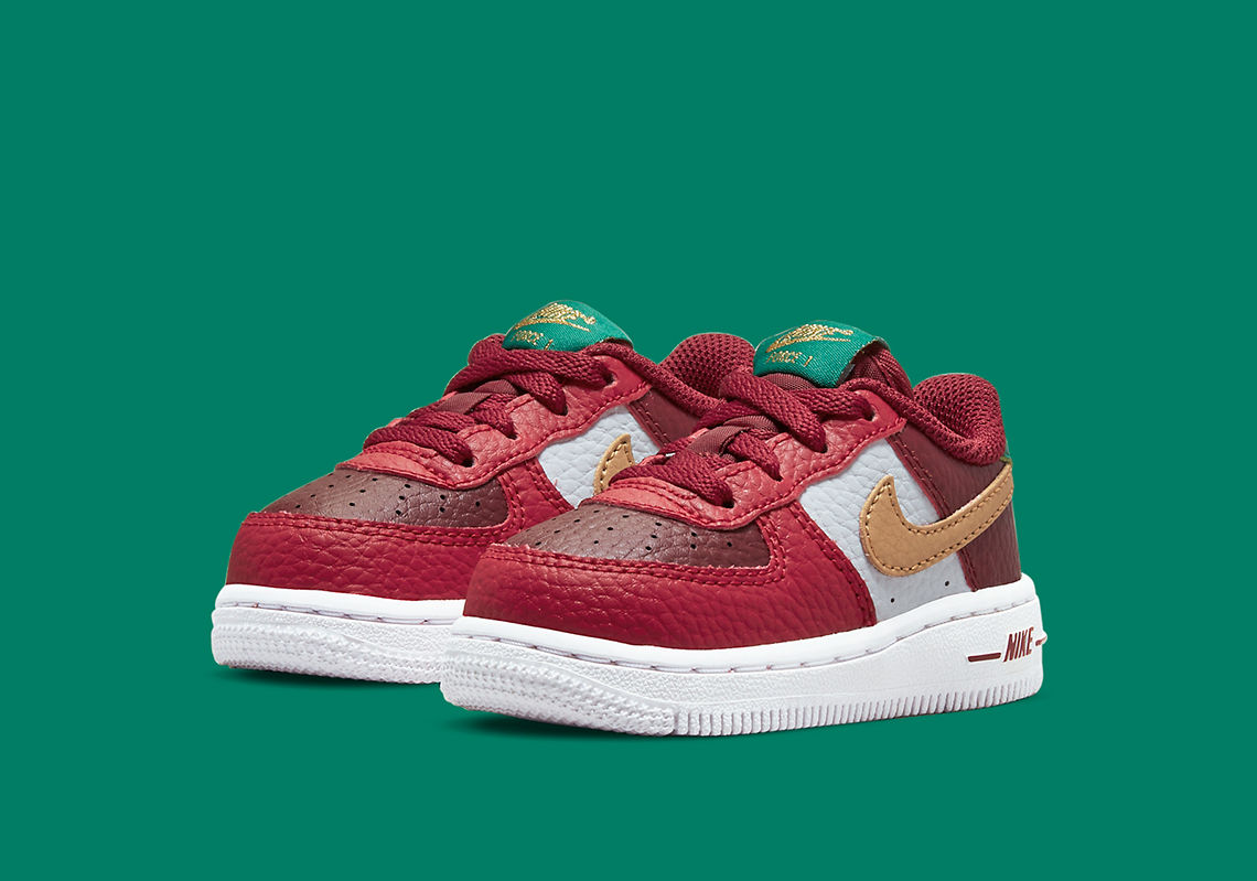 Nike Air Force 1 Christmas Td Dq4711 600 1