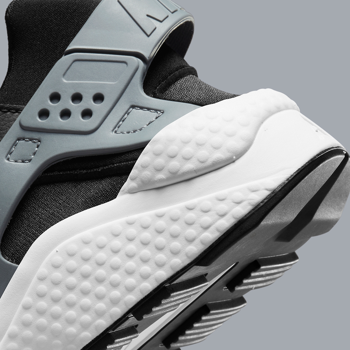 Nike Air Huarache Dr0154 001 7