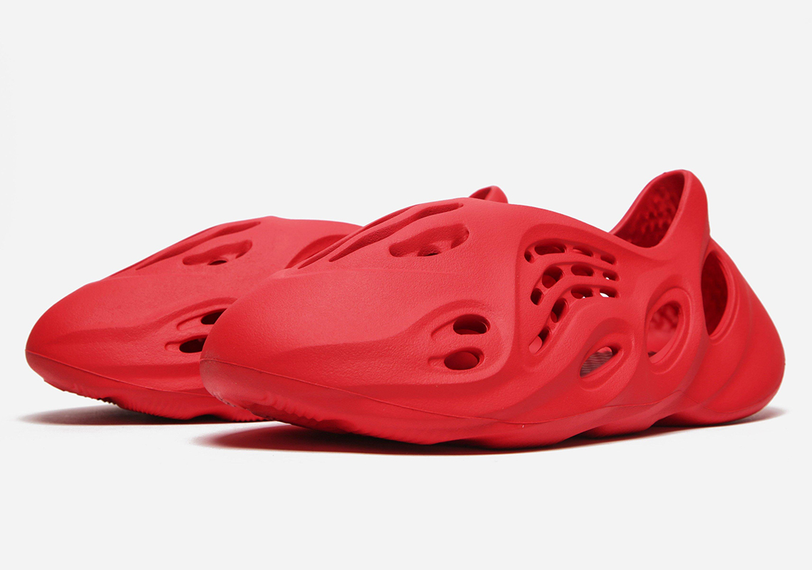 Adidas Yeezy Foam Runner Vermillion Photos 1