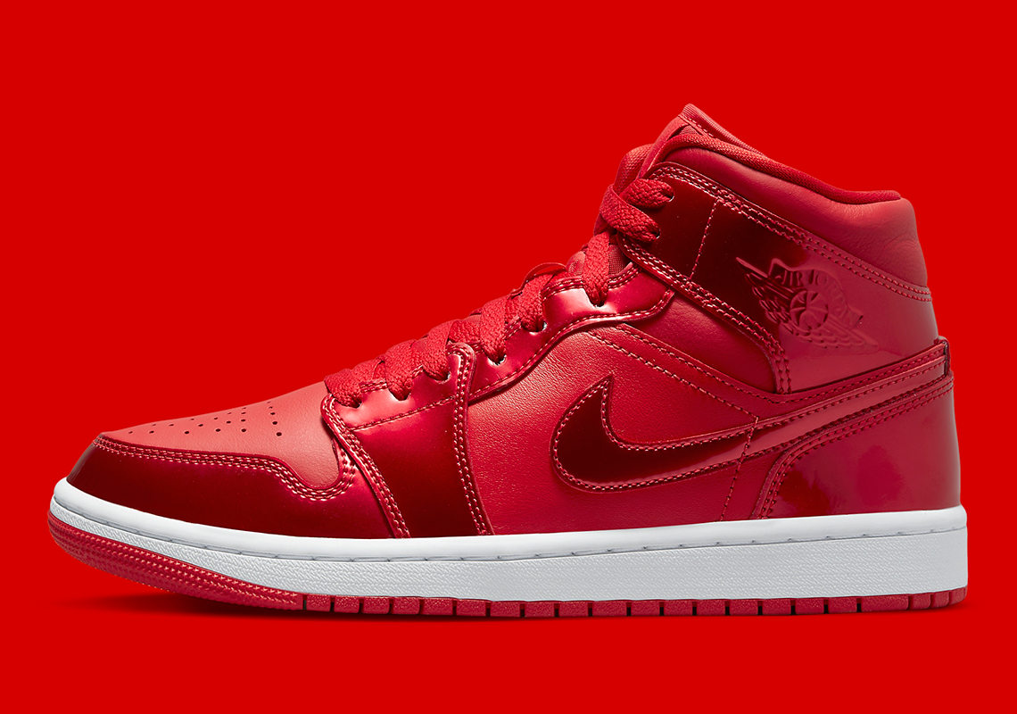 Air Jordan 1 Mid Se University Red Pomegranate Dh5894 600 5