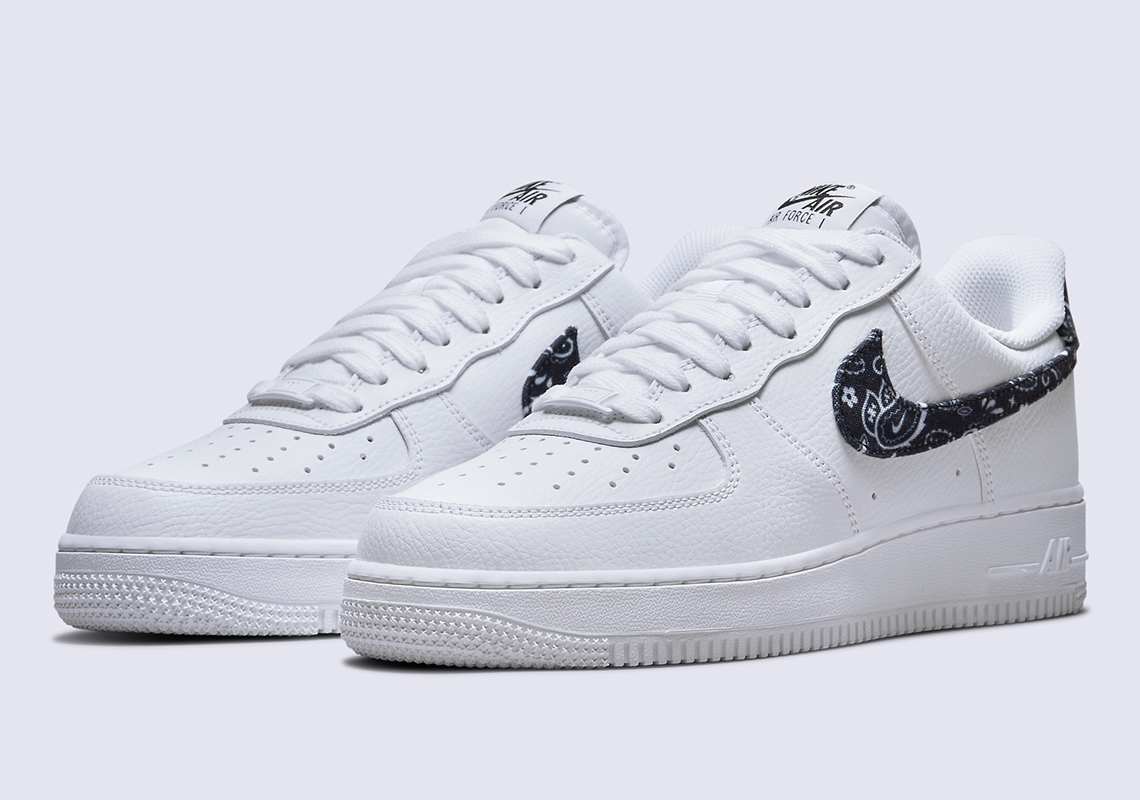 Nike Air Force 1 Low Paisley Bandana Dh4406 101 1