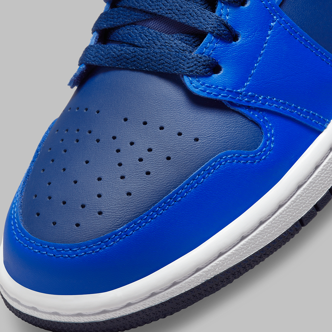 Air Jordan 1 Low Womens Royal Navy Dc0774 400 3