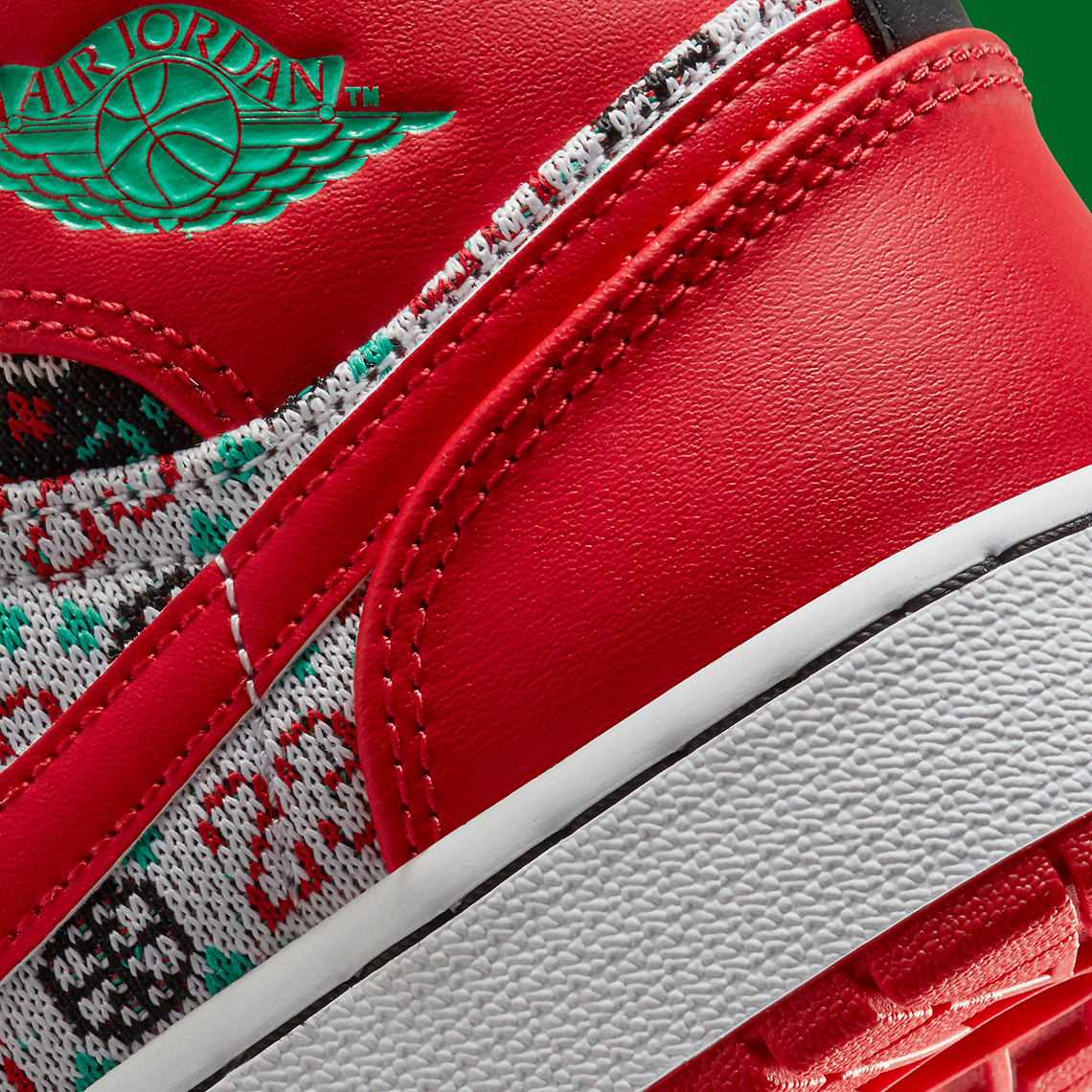 Air Jordan 1 Mid Gs Ugly Christmas Sweater Dm1208 150 6