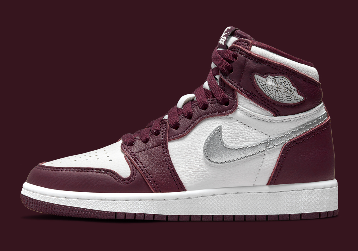 Air Jordan 1 Retro High Og Bordeaux Official Images 575441 611 3