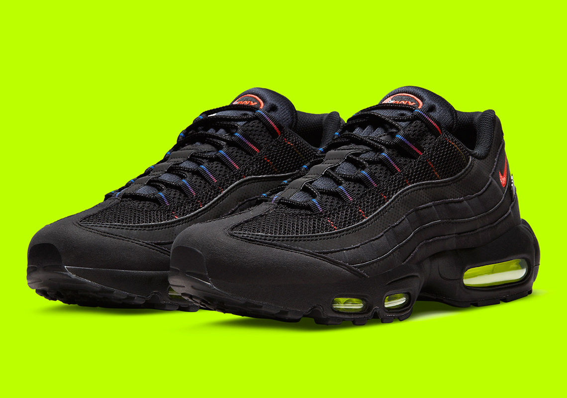 Nike Air Max 95 Black Volt Crimson 2022 10