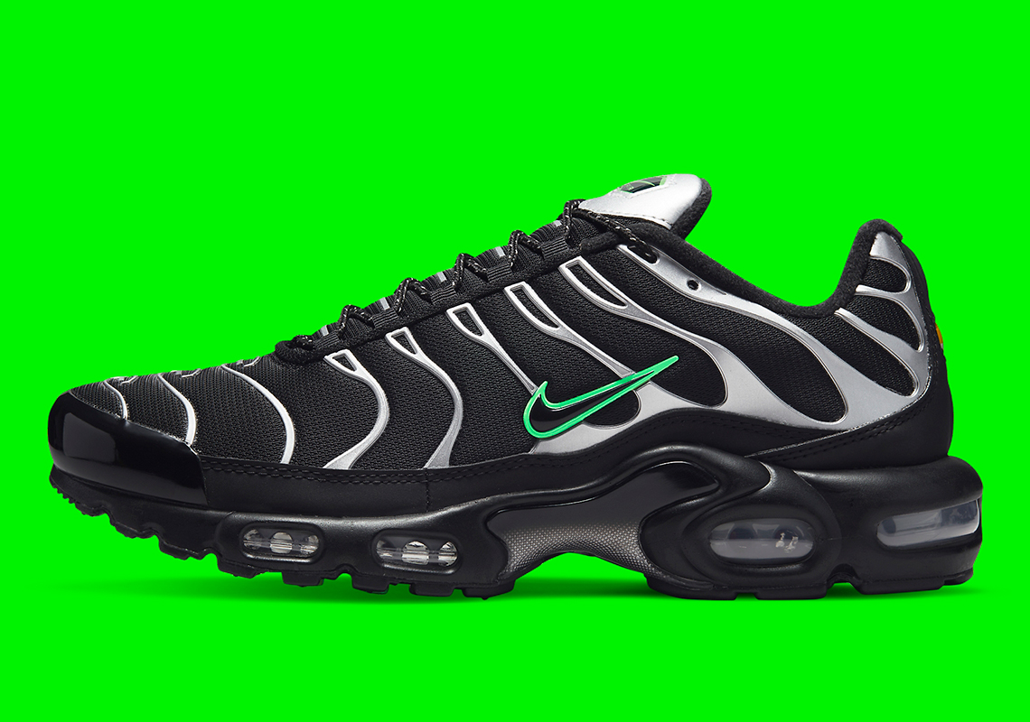 Nike Air Max Plus Black Silver Green Dr0139 001 6