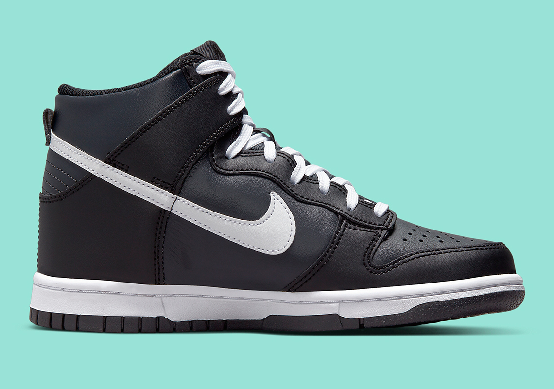 Nike Dunk High Gs Black White Dh9751 001 1