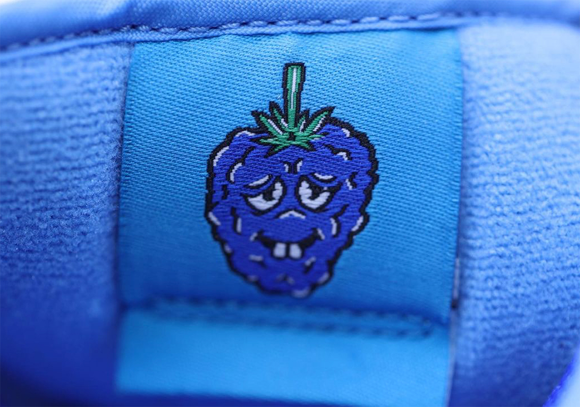 Nike Sb Dunk Low Blueberry 2022 Release Info 2