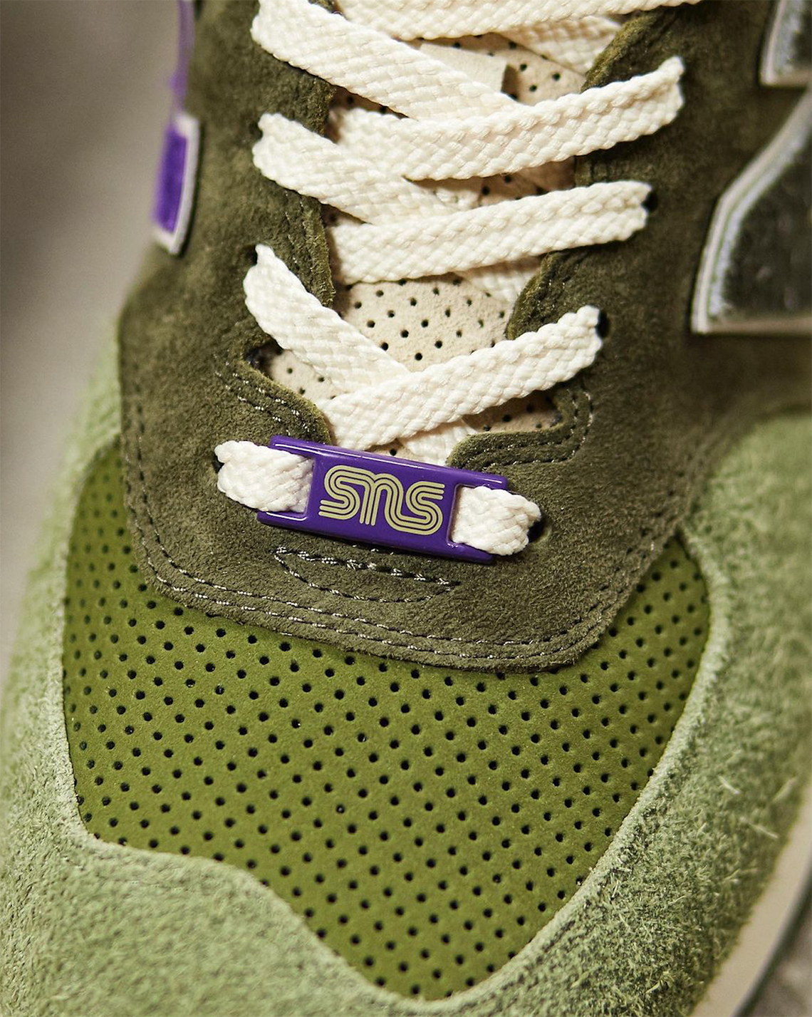 Sneakernstuff New Balance 574 Nature Teaser 2