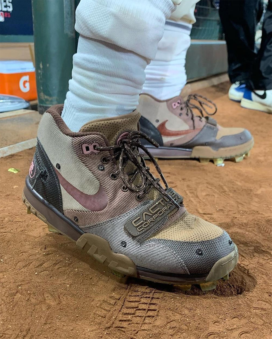 Travis Scott Nike Air Trainer 1 Cleat Sheck Wes 2