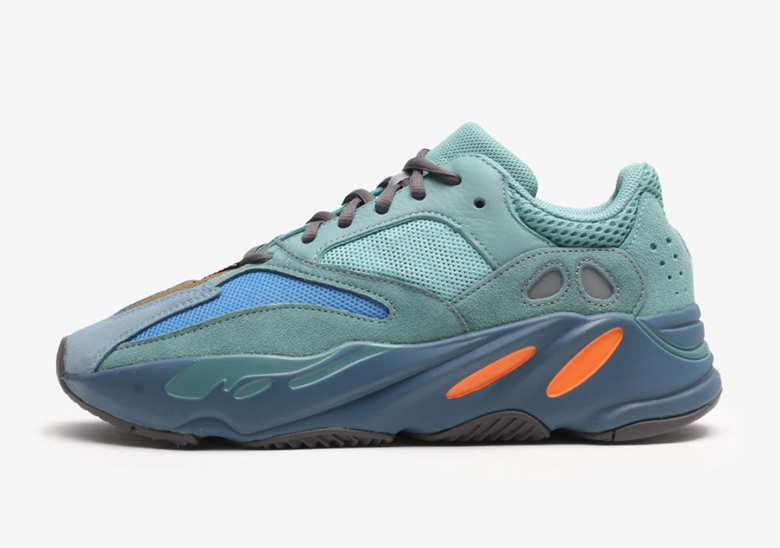 Yeezy 700 Fade Azure Store List 1