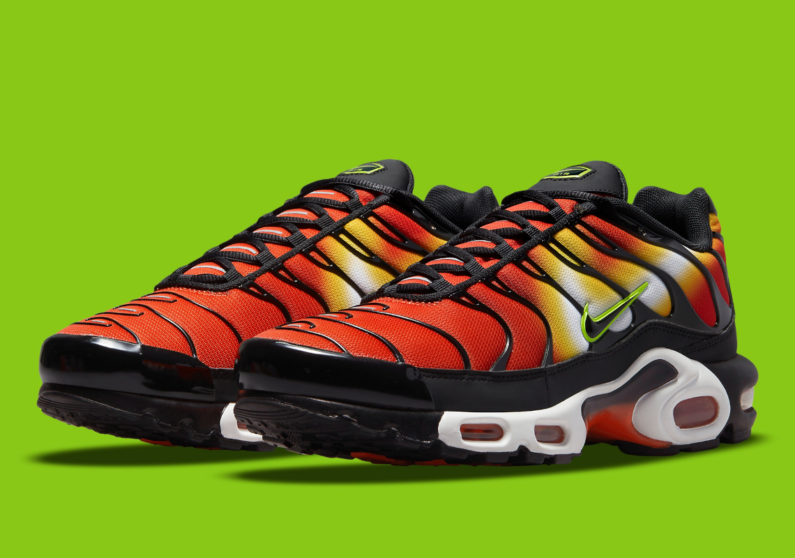 Nike Air Max Plus Dr8581 800 1