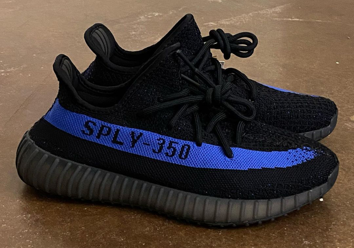 Adidas Yeezy Boost 350 V2 Dazzling Blue Photos 