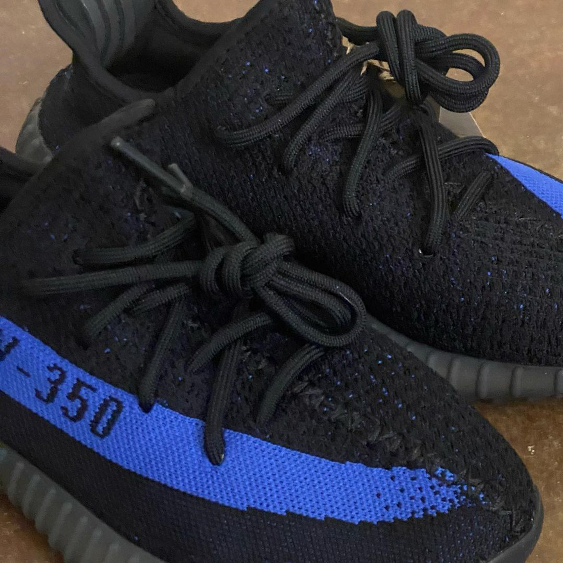 Adidas Yeezy Boost 350 V2 Dazzling Blue Photos 1