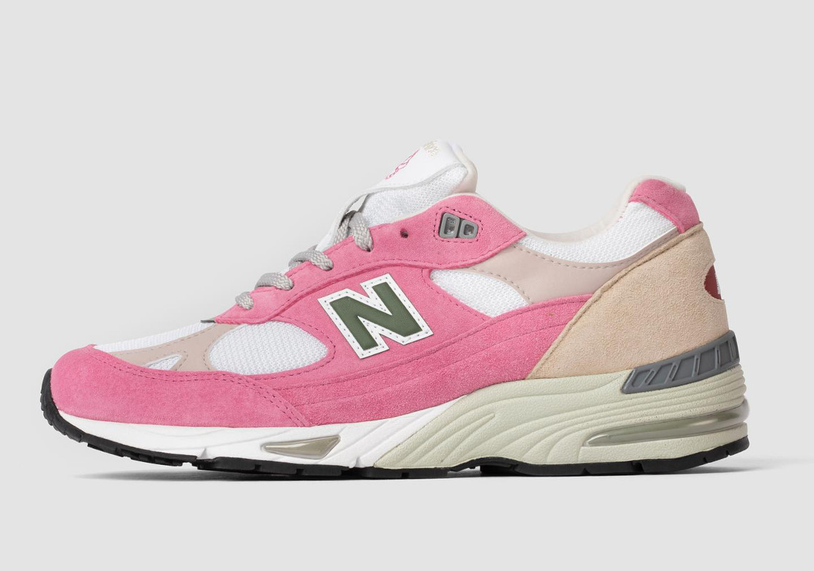 All Gone 2021 Paperboy Paris New Balance 991 3