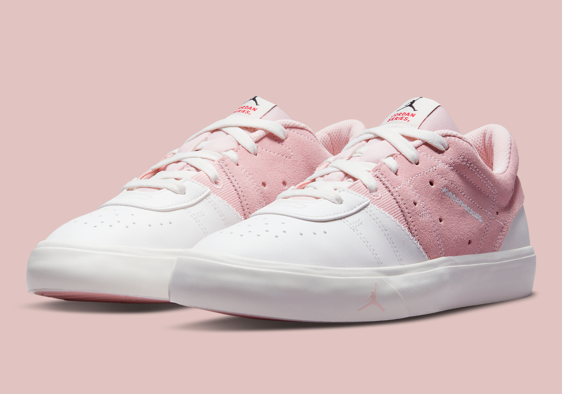 "Atmosphere" Helps This Women's Jordan Series Get Ready For Valentine's Day