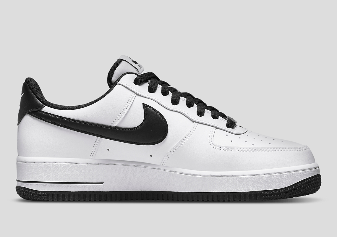 Nike Air Force 1 Dh7561 102 1