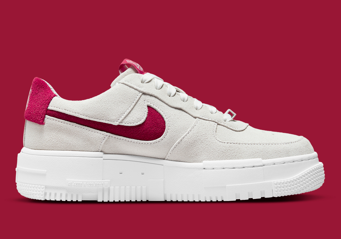 Nike Air Force 1 Pixel Dq5570 100 7