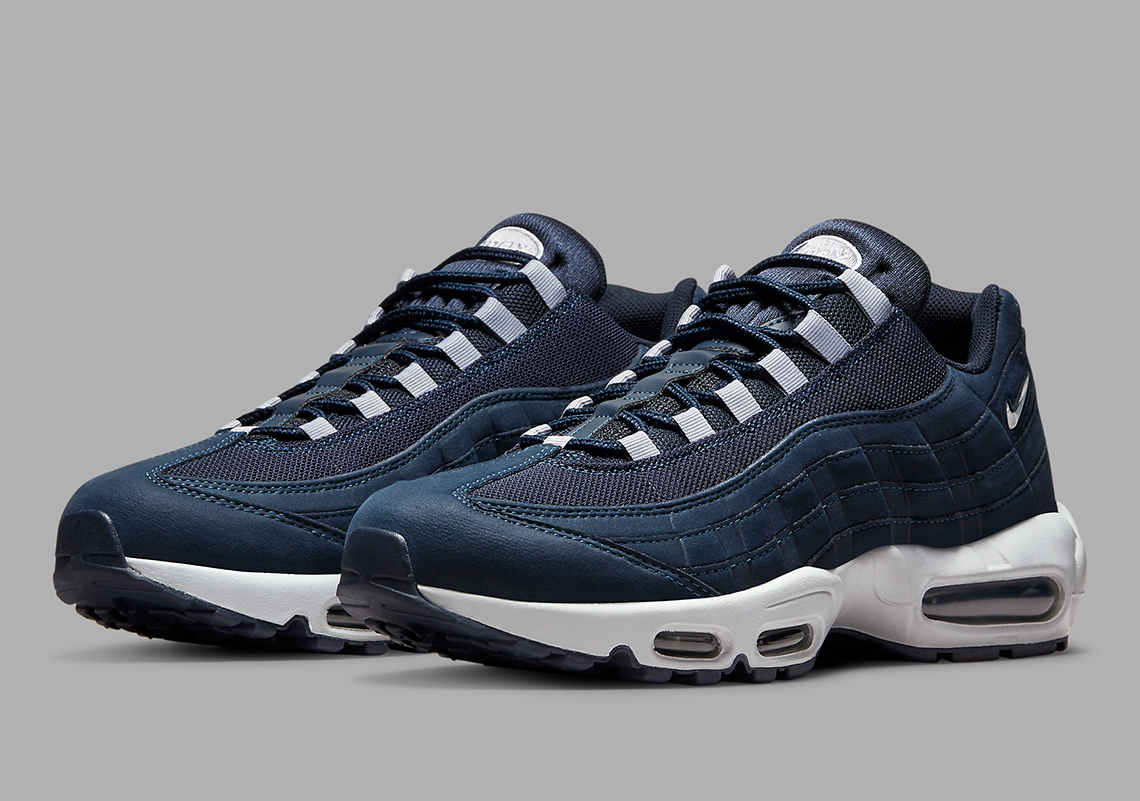 Nike Dresses Up The Air Max 95 In An Elegant "Midnight Navy" Colorway