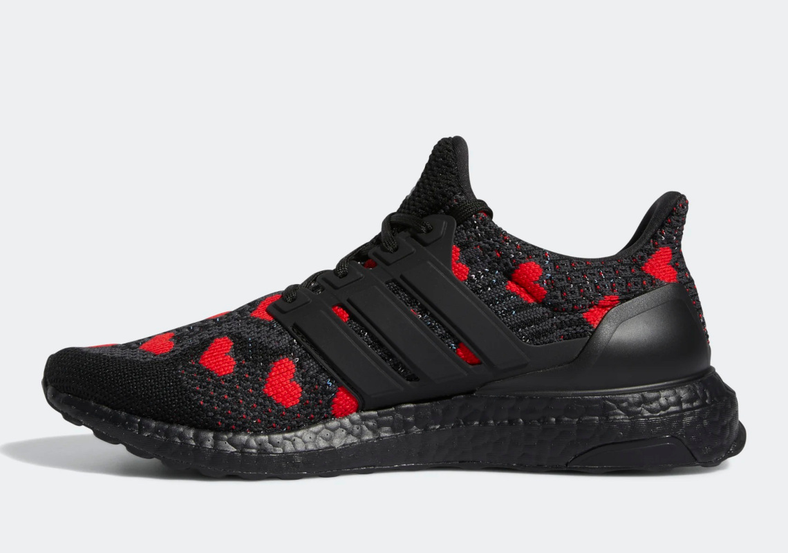 Adidas Ultraboost 5 Valentines Day 2022 Gx4105 1