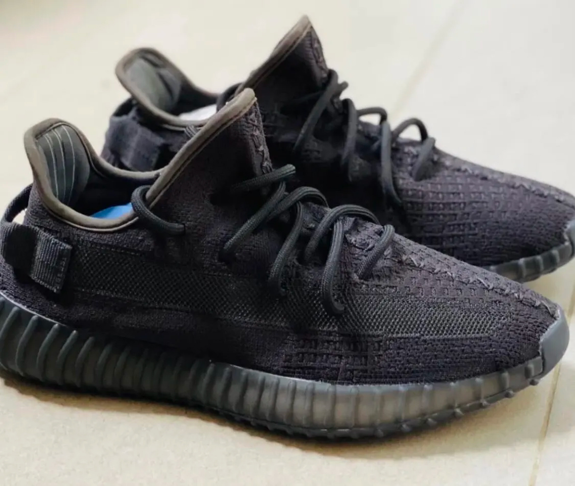 Adidas Yeezy Boost 350 V2 Black 2022 1