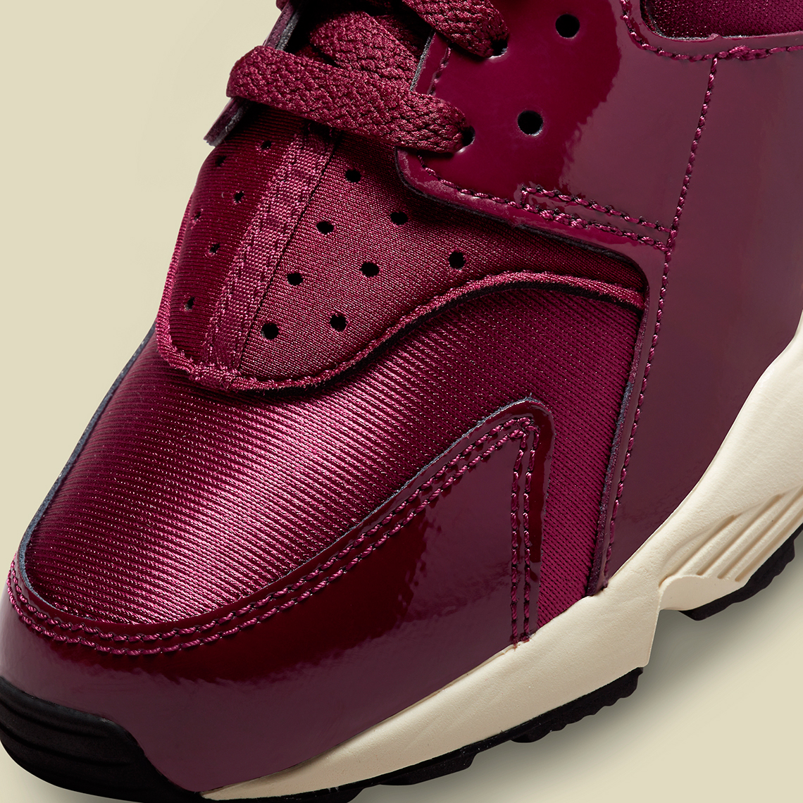 Nike Air Huarache Bordeaux Patent Dq8584 600 1