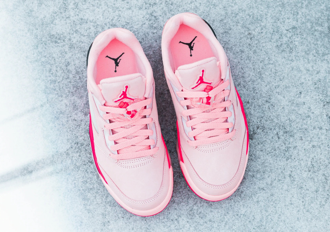 Air Jordan 5 Low W Arctic Orange Da8016 806 2.png