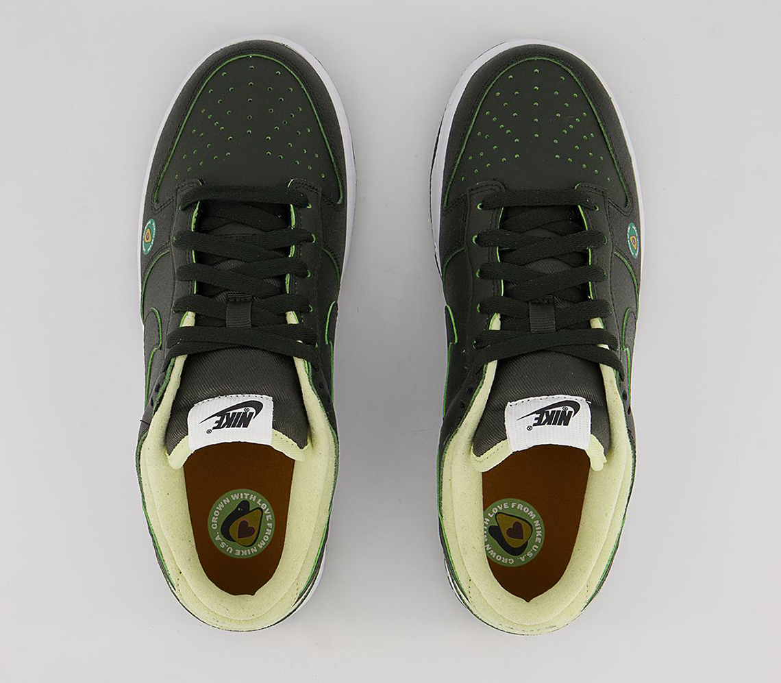 Nike Dunk Low Avocado Photos 6