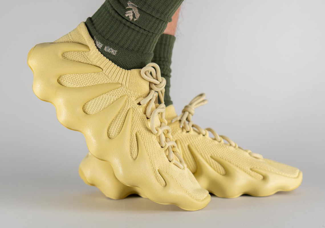 Detailed Look At The adidas Yeezy 450 "Yellow Sulfur"