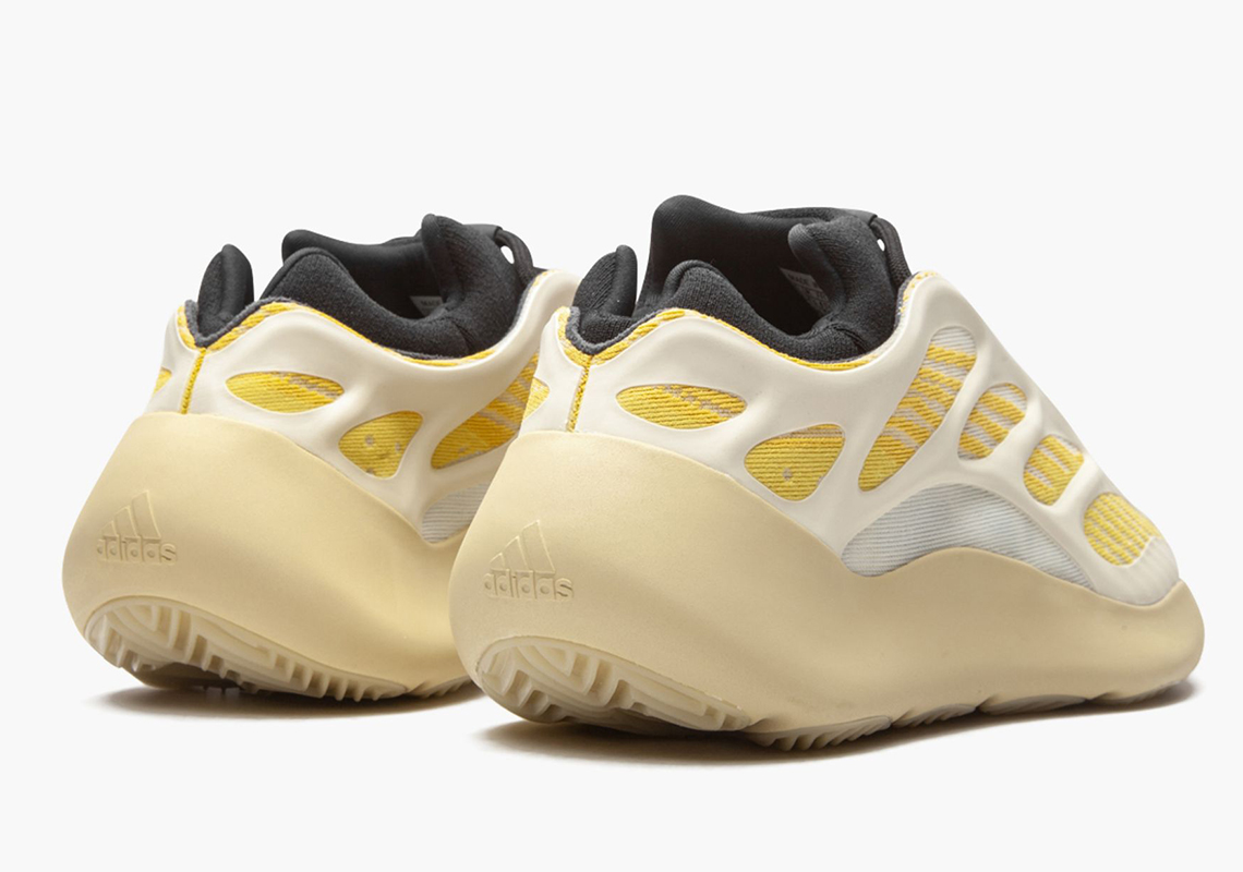 Adidas Yeezy 700 V3 Safflower Restock 2022 2