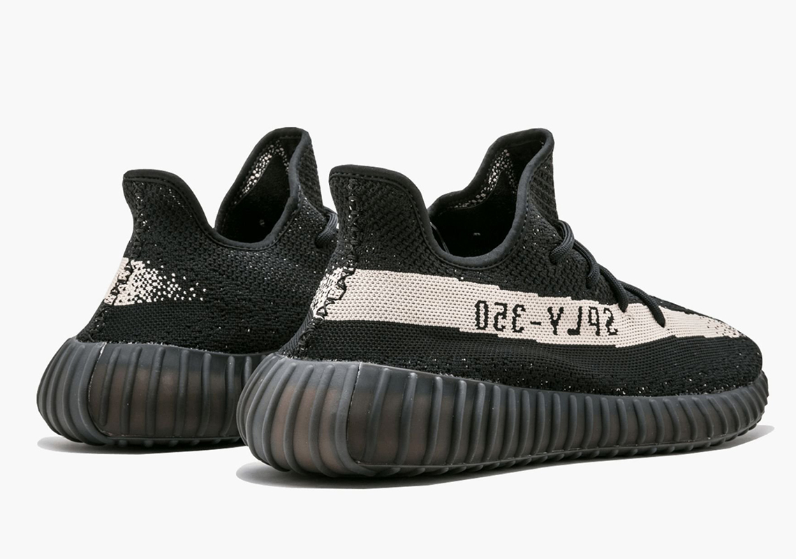 Adidas Yeezy Boost 350 V2 Oreo Spring 2022 2