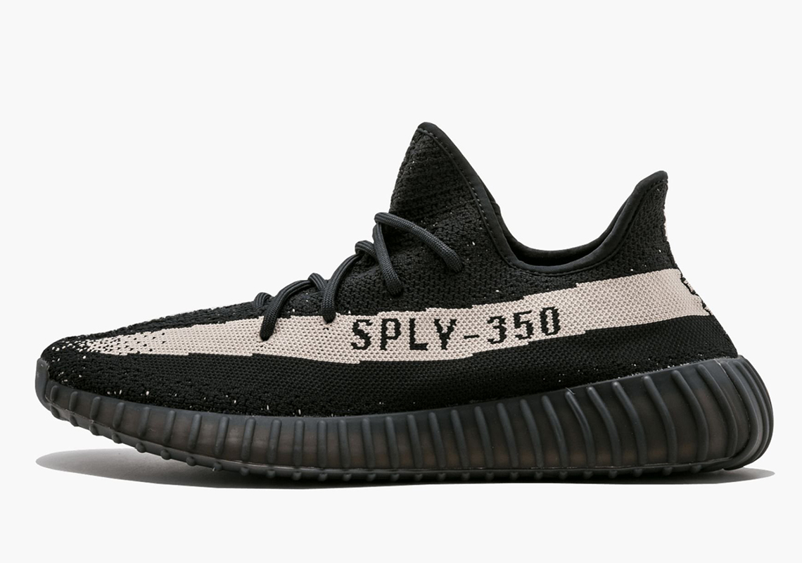 Adidas Yeezy Boost 350 V2 Oreo Spring 2022 5