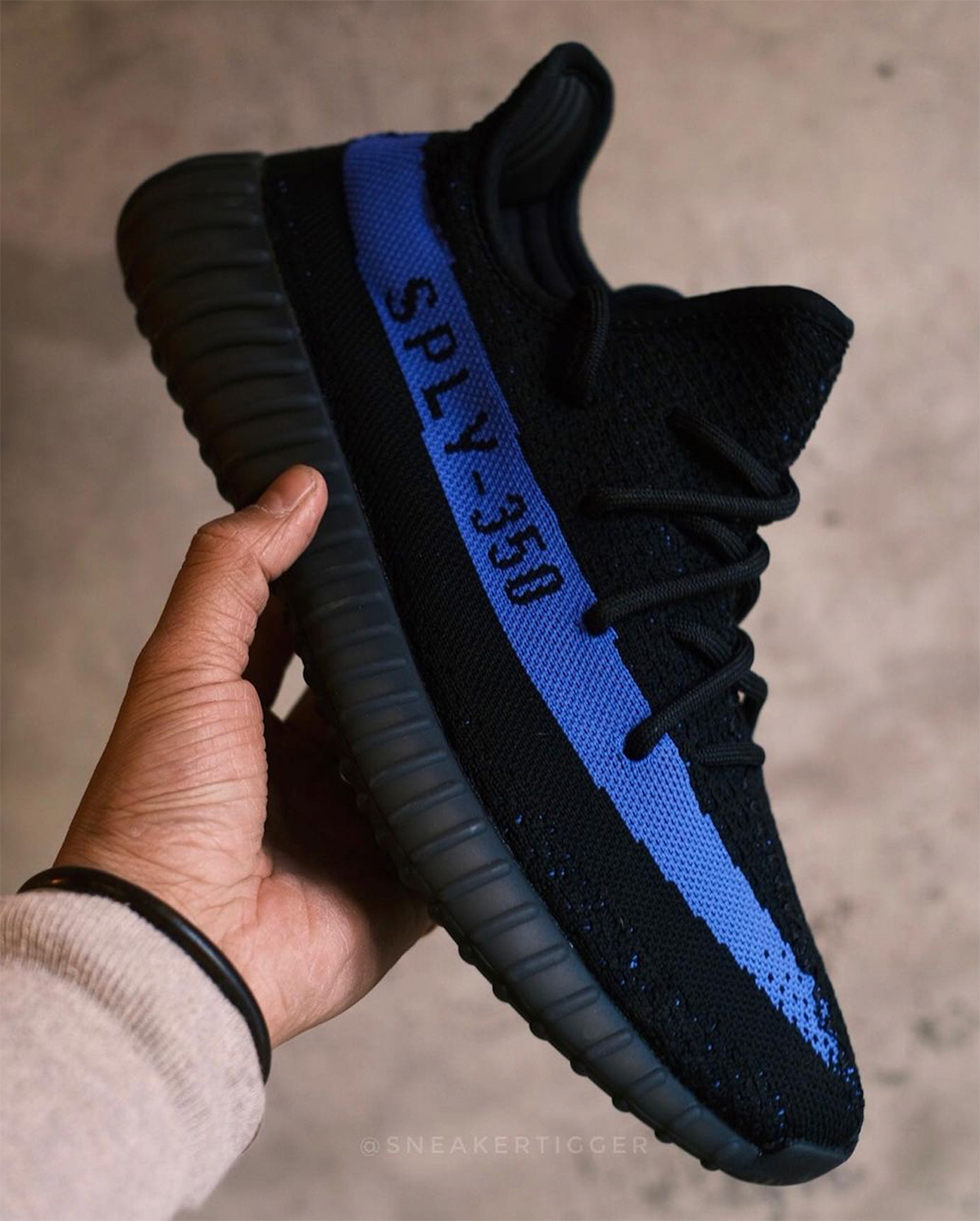 Adidas Yeezy Boost 350 V2 Dazzling Blue Gy7164 Store List 1