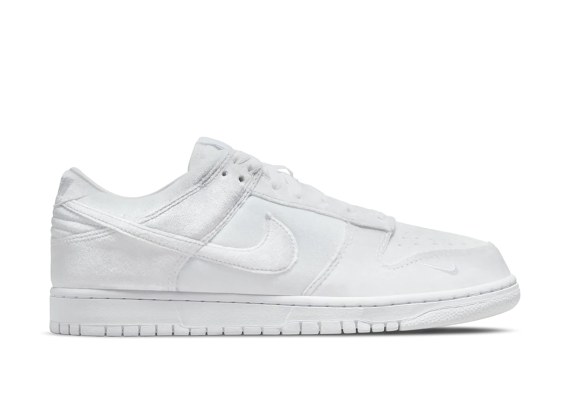 Dover Street Market Nike Dunk Low White Dh2686 100 1