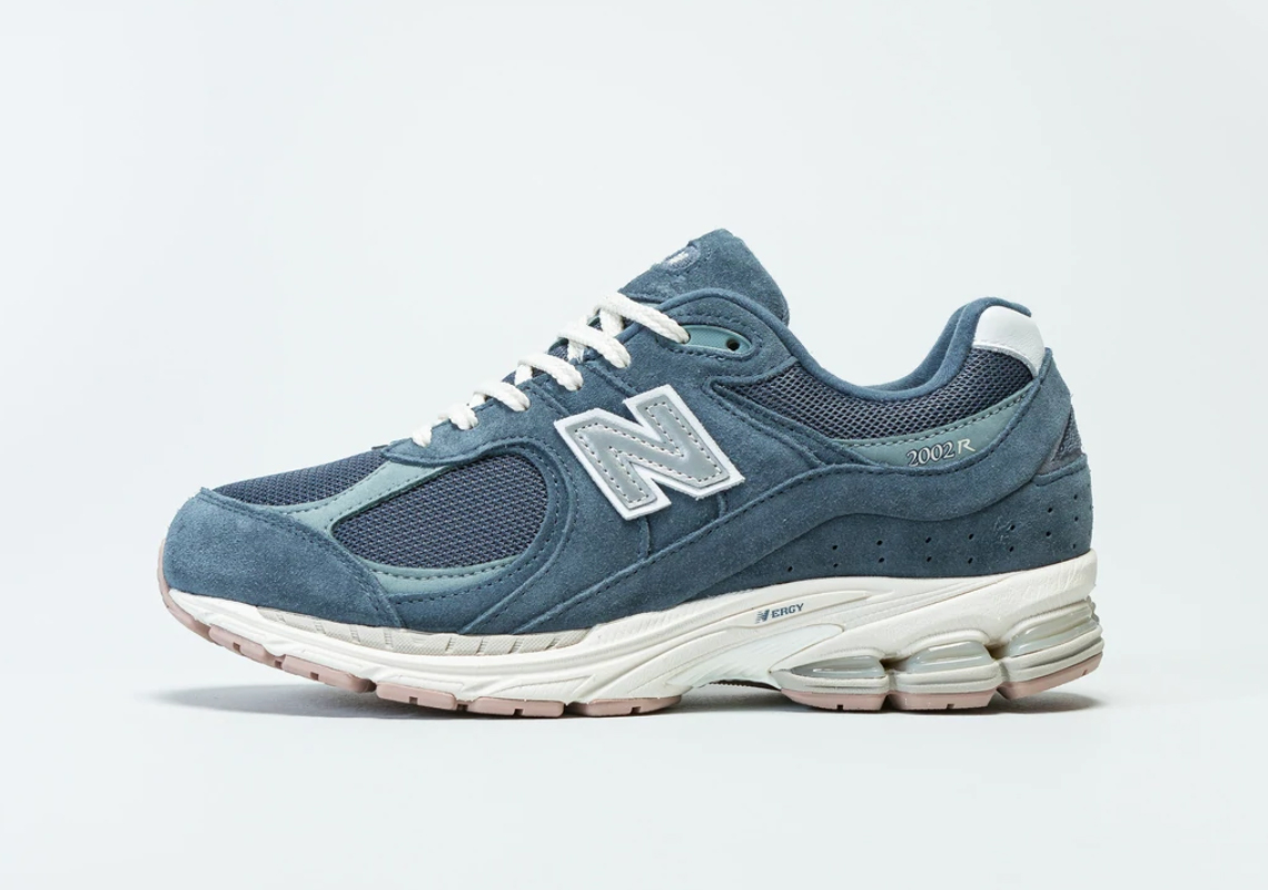 New Balance 2002r Hazy Blue